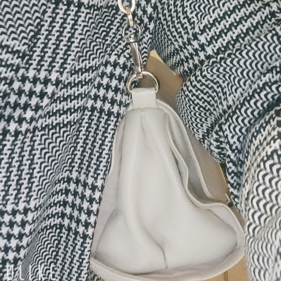 SOLD!!!Cute leather purse - Picture 16 of 16